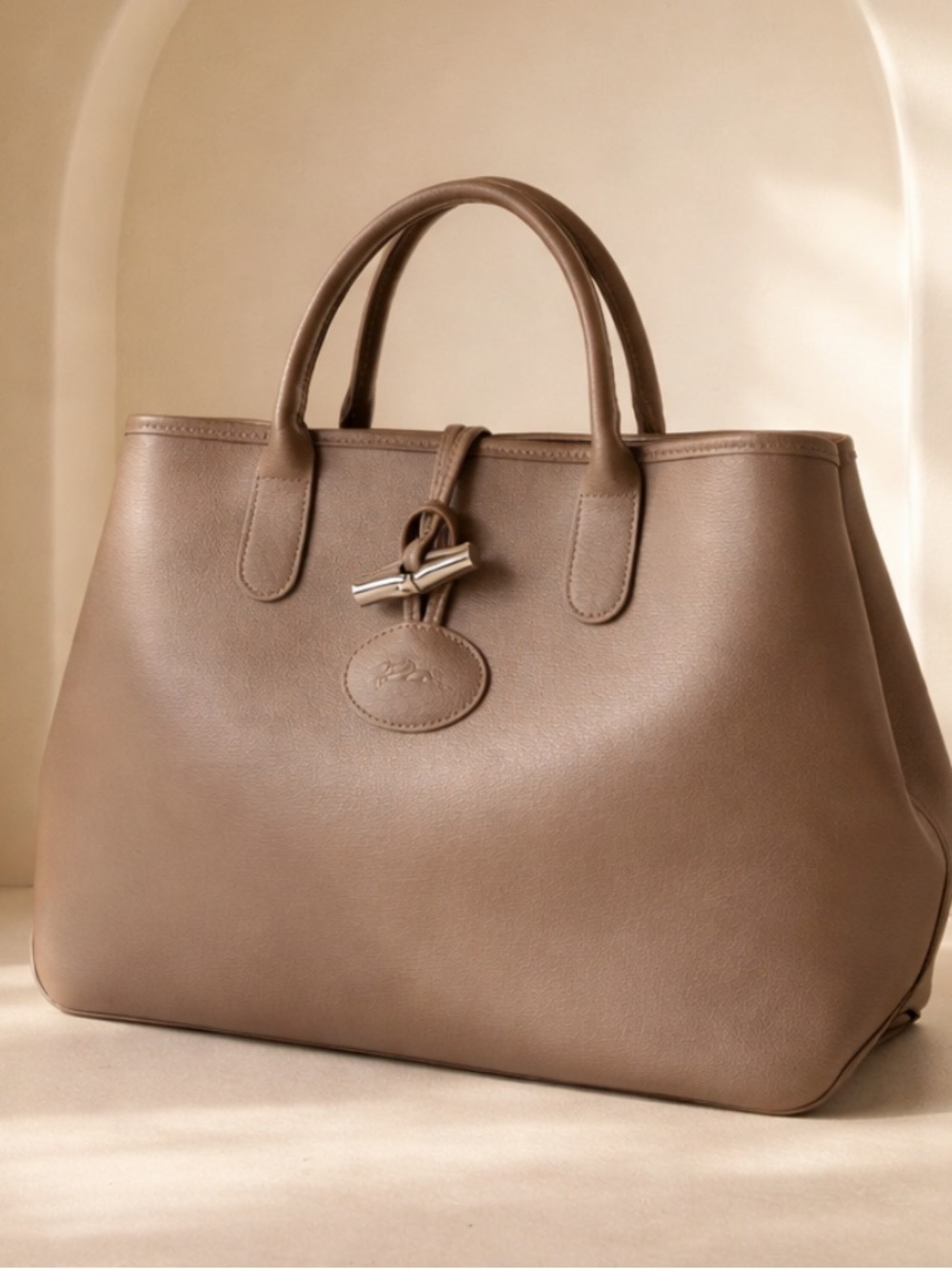 Authentic Longchamp Rozo Roseau Dark Beige Leather Tote Bag.